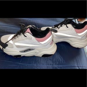 Dior sneakers
